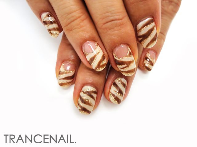 タイガーネイル